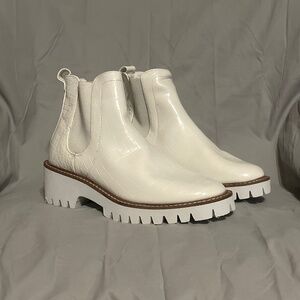 Coconuts by Matisse White Ankle Boots
